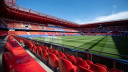 Das WM-Stadion Stade du Hainaut in Valenciennes © dpa picture alliance Foto: Sebastian Gollnow