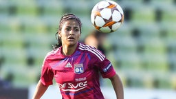 Shirley Cruz im Trikot von Olympique Lyon Shirley Cruz im Trikot von Olympique Lyon © imago/ActionPictures