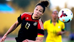 Die deutsche Fußball-Nationalspielerin Celia Sasic Die deutsche Fußball-Nationalspielerin Celia Sasic © picture-alliance/LUSA Foto: Jose Sena Goulao