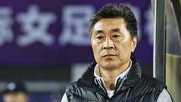 Der chinesische Frauenfußball-Nationaltrainer Jia Xiuquan