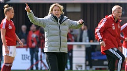 Bundestrainerin Martina Voss-Tecklenburg © imago images / Uwe Kraft 