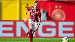 Die deutsche Fußball-Nationalspielerin Giulia Gwinn © imago images / photoarena/Eisenhuth