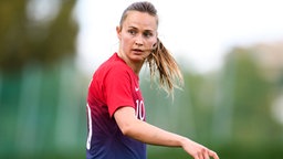 Die norwegische Fußball-Nationalspielerin Caroline Graham Hansen © imago images / Bildbyran 