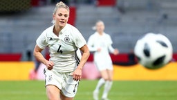 Die deutsche Fußball-Nationalspielerin Leonie Maier © imago/Picture Point LE 