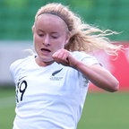 Die neuseeländische Fußball-Nationalspielerin Paige Satchell