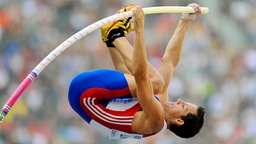 Renaud Lavillenie bei der WM 2009 in Berlin © picture-alliance / Sven Simon Foto: FrankHoermann/SVEN SIMON