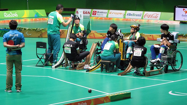 Bocciaspieler bei der Partie Brasilien - Südkorea © sportschau.de Foto: Florian Neuhauss