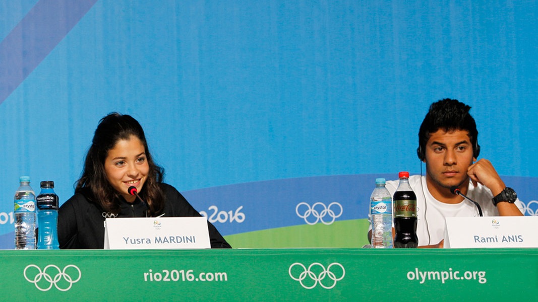 Die Schwimmer Yusra Mardini (l.) und Ramis Anis in Rio de Janeiro © Thomas Luerweg Foto: Thomas Luerweg